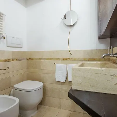 38 Vicolo De' Cinque Apartment