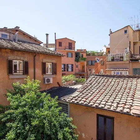 Apartment 38 Vicolo De' Cinque Rome